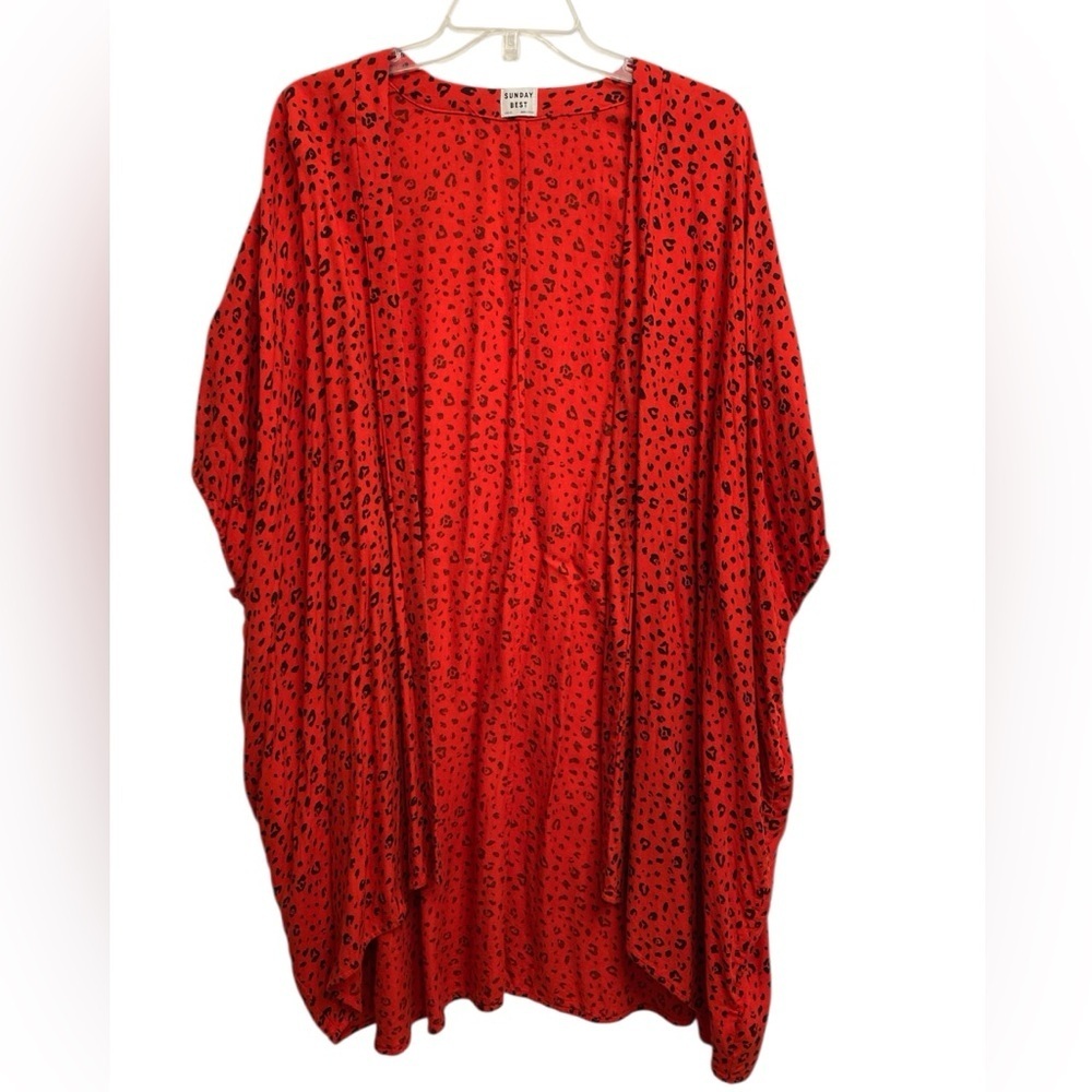 3/$20 Sunday Best Aritzia Red Black Leopard Print Oversize Kimono Women’s XXS/XS